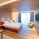 ホテル Mercure Malta 4*