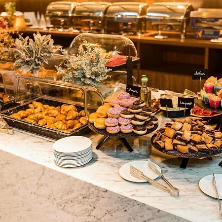 Mercure Malta 4*