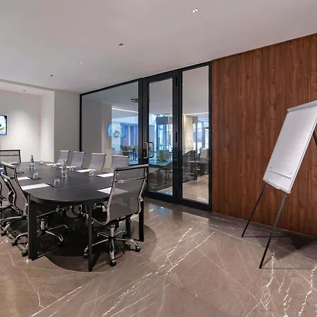 Mercure Malta Hotel San Ġiljan
