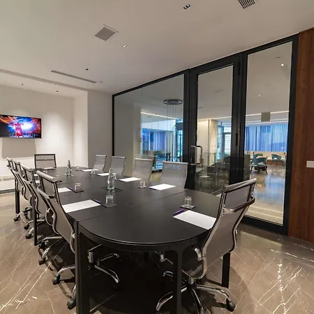 Mercure Malta San Ġiljan