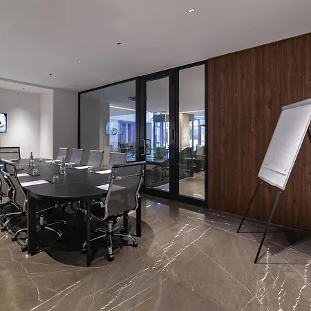 Ξενοδοχείο Mercure Malta 4*